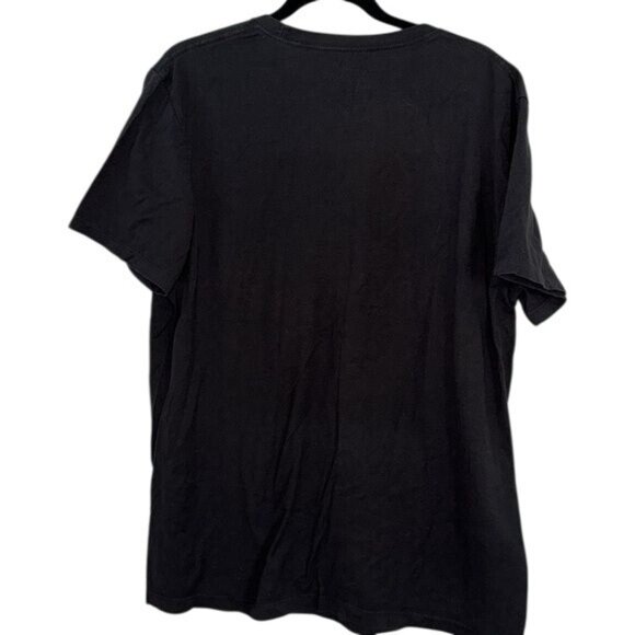 Old Navy Collectabilitees Mens Christmas Vacation Graphic T-Shirt - Picture 5 of 7